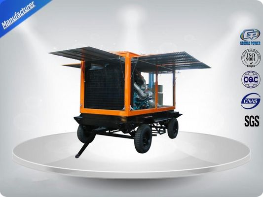 900Kva 3 段階のトレーラーによって取付けられるディーゼル発電機の防音の 8 気筒 サプライヤー